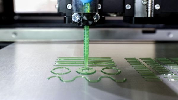 Essemtec - 2K Component Dispensing (2).jpg